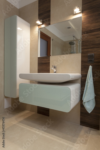Photo: Washbasin Washbasin