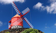 Traditionelle Windmühle bei Feteira (Pico Island, Azoren)