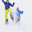 gemeinsam Spaß haben im Schnee