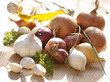 Zwiebeln, Knoblauch, Öl
