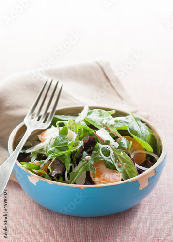 Photo: Tangerine salad with mixed lettuce Tangerine salad with mixed lettuce