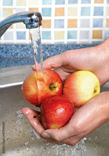 Photo: washing fruits washing fruits