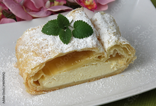 Photo: Topfenstrudel - Plundergebäck Topfenstrudel - Plundergebäck