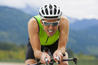 Triathlet beim Radtraining