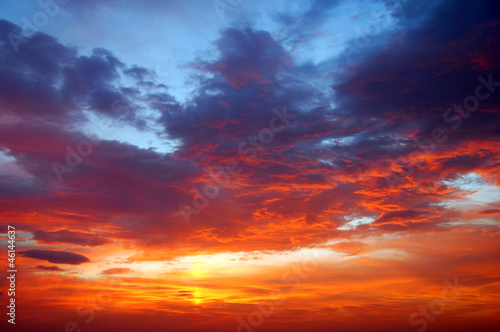 Photo: 真っ赤な夕日 真っ赤な夕日
