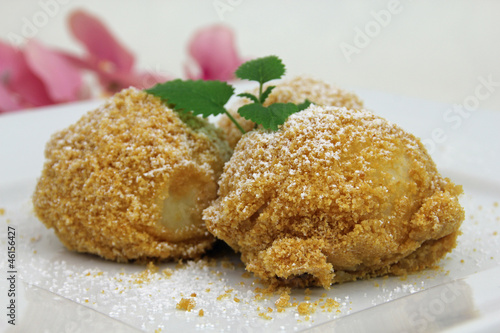 Photo: Topfenknödel Topfenknödel