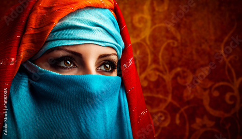 Photo: Arabic woman Arabic woman