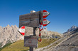Wegweiser in den Dolomiten - Alpen