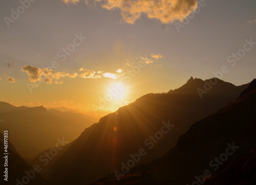 Photo: crépuscule en haute montagne crépuscule en haute montagne