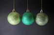 3 Weihnachtskugeln in einer Reihe
