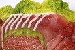 Partyplatte mit Schinken und Salami