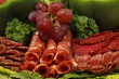 Partyplatte mit Schinken und Salami