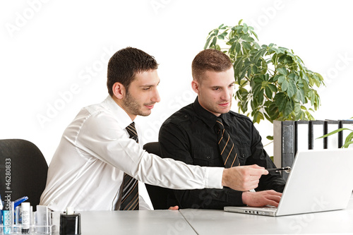 Photo: Besprechung am Arbeitsplatz Besprechung am Arbeitsplatz