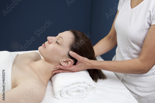 Photo: anti-migraine massage anti-migraine massage