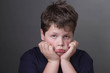 Trauriger Junge