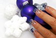 Foto: Weihnachtskugel und Nailart Weihnachtskugel und Nailart