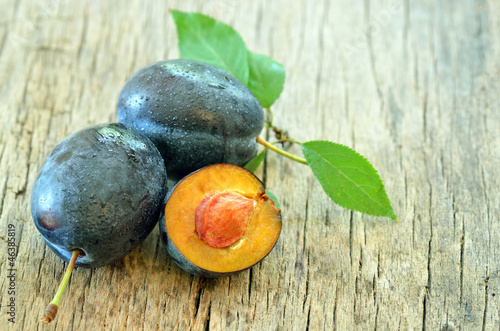 Photo: fresh plums fresh plums