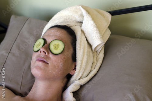Photo: Natural Home Face and Eye Treatment with Cucumber Natural Home Face and Eye Treatment with Cucumber