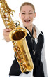Junge Frau mit Saxophon