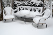 Garten im Winter eingeschneit Schnee