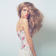 Foto: Beautiful lady with magnificent hair Beautiful lady with magnificent hair