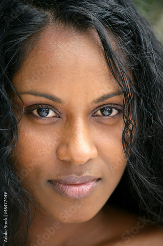 Photo: African woman head-shot African woman head-shot