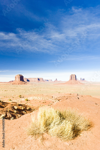 Photo: Monument Valley National Park, Utah-Arizona, USA Monument Valley National Park, Utah-Arizona, USA