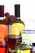 Vino bianco , vino rosè e calici