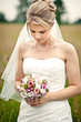 Foto: Braut mit Blumen Braut mit Blumen