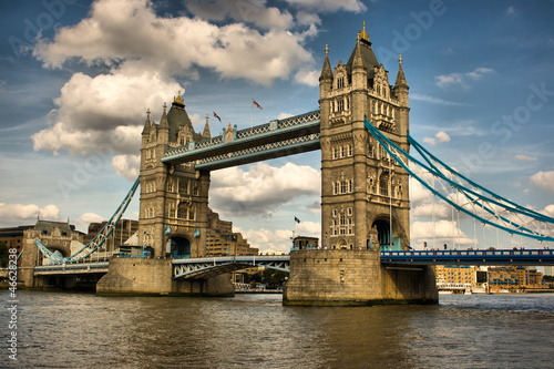 Photo: Londra - Tower Bridge - Ponte delle torri Londra - Tower Bridge - Ponte delle torri