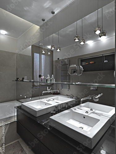 Photo: bagno mmoderno bagno mmoderno