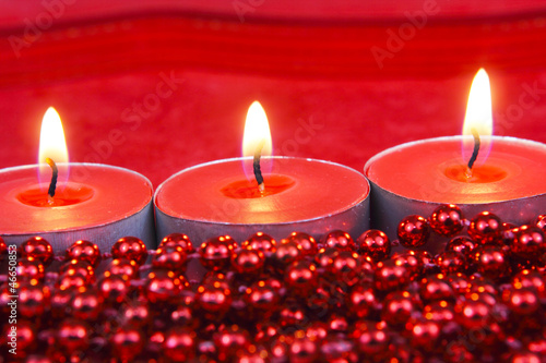 Photo: Rote Adventsdekoration Rote Adventsdekoration