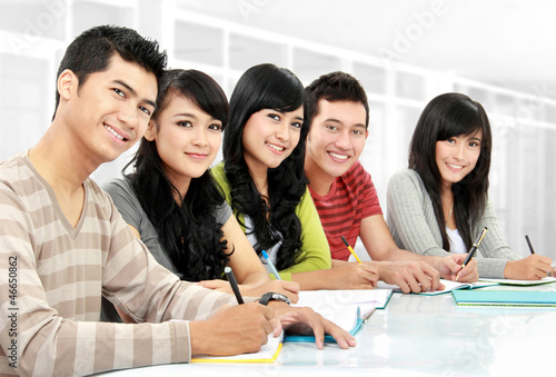 Photo: Portrait of students studying Portrait of students studying