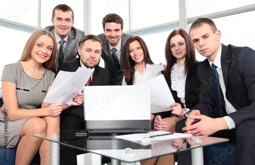 Photo: business team in business meeting business team in business meeting