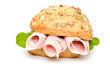 Kürbiskernbrötchen mit rohen Schinken