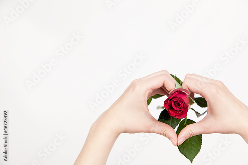 Photo: Hand auf´s Herz Hand auf´s Herz