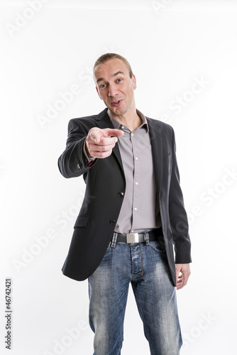 Photo: Der Erklärbär - Mann beim erklären mit rhetorischer Geste Der Erklärbär - Mann beim erklären mit rhetorischer Geste