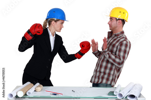 Photo: Architect and builder coming to blows Architect and builder coming to blows