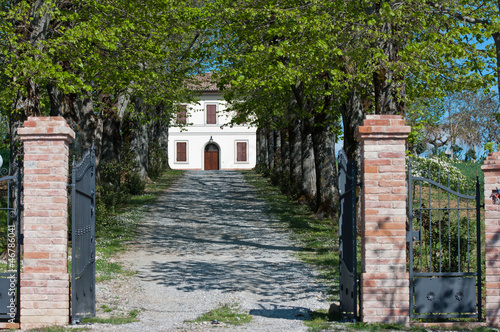 Photo: ingresso di una Villa Toscana ingresso di una Villa Toscana