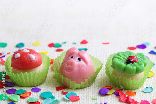 Photo: Marzipan pig,mushroom and cloverleaf Marzipan pig,mushroom and cloverleaf
