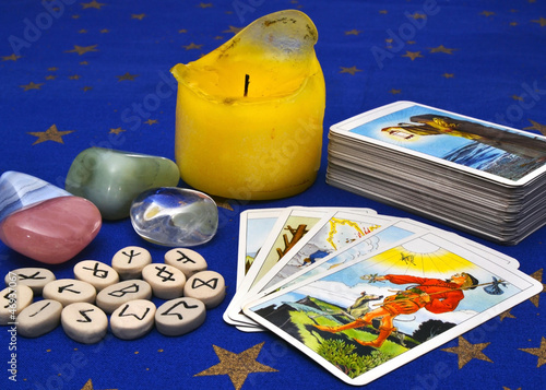Photo: Items for divination Items for divination