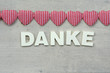 Dankeschrift mit Herzen