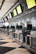 Check-in Schalter am Flughafen