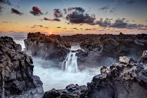 Photo: Gouffre de l'Etang-Salé au crépuscule - La Réunion Gouffre de l'Etang-Salé au crépuscule - La Réunion