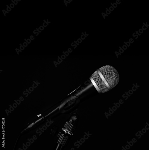 Photo: black microphone black microphone