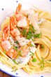 Pasta mit Riesengarnelen und Kräutersauce