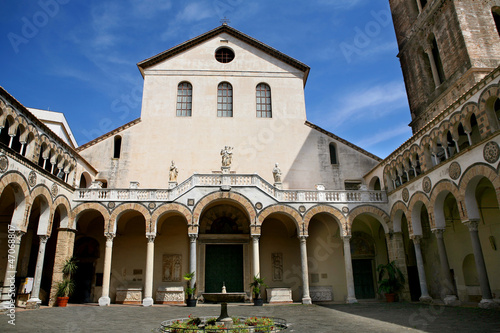 Photo: duomo di salerno duomo di salerno