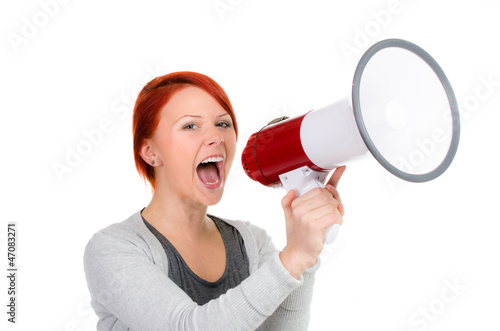 Photo: studentin schreit in ein megafon studentin schreit in ein megafon