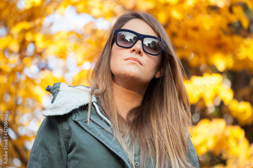 Photo: Autumn woman Autumn woman