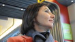 Video: Businessfrau in der Strassenbahn Businessfrau in der Strassenbahn